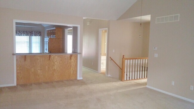 Building Photo - 3916 Wellington Dr