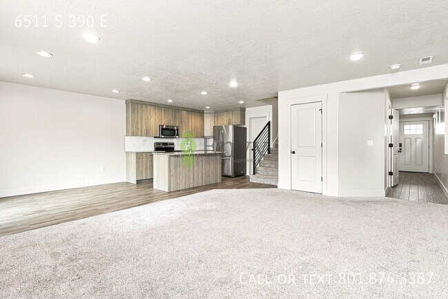 Building Photo - 6511 S Liberty Way