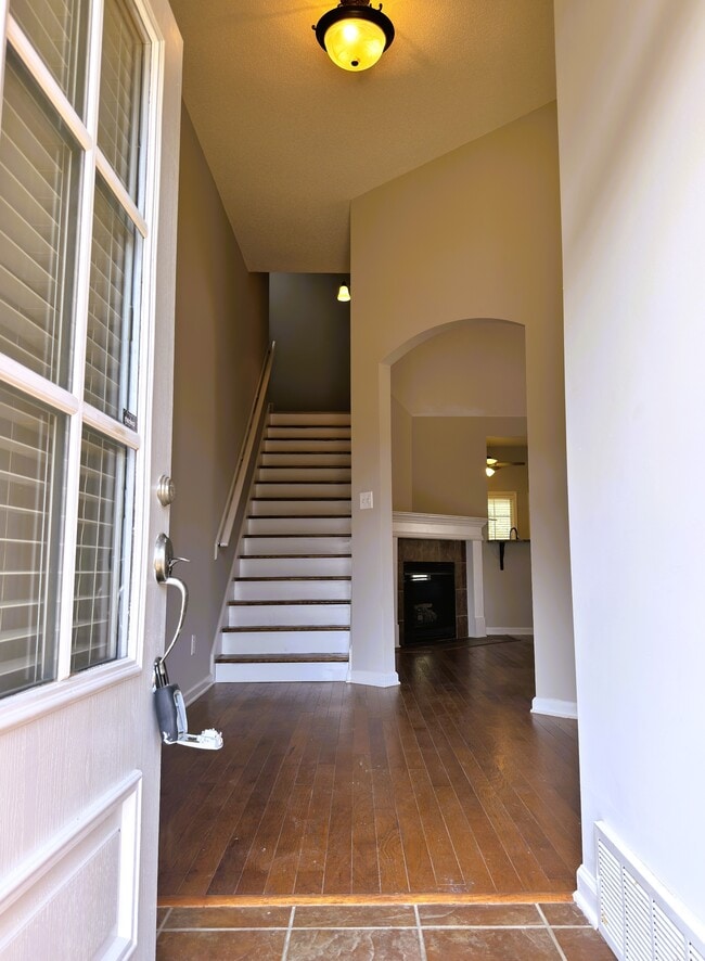 Photo - 10228 Morning Hill Dr (Memphis, TN) House