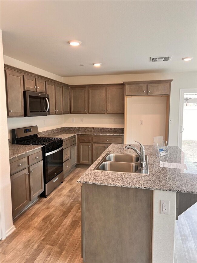 Building Photo - 30824 Acappella Dr