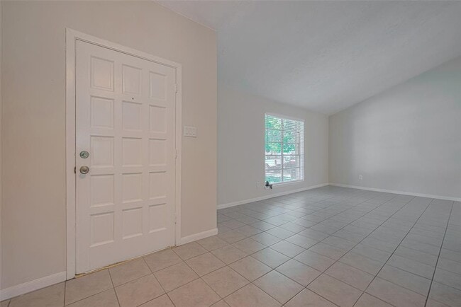 Building Photo - 7323 Log Cradle Dr