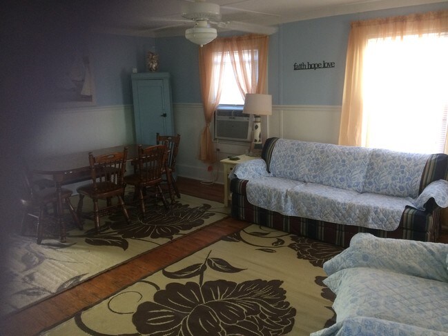 Foto del edificio - 906 S Lake Park Blvd