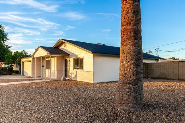 Foto del edificio - Scottsdale 3 bedroom long term rental