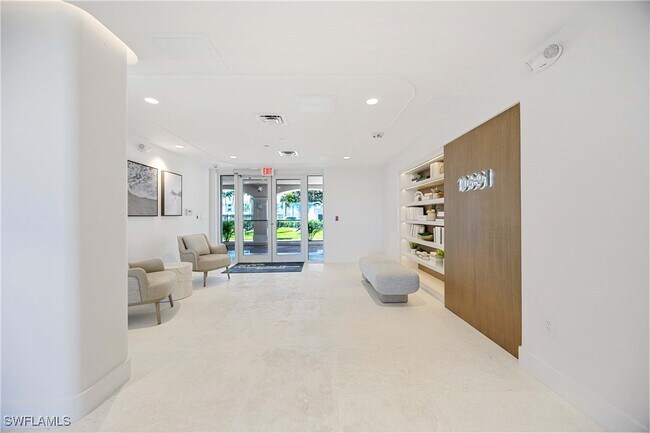 Building Photo - 10691 Gulf Shore Dr