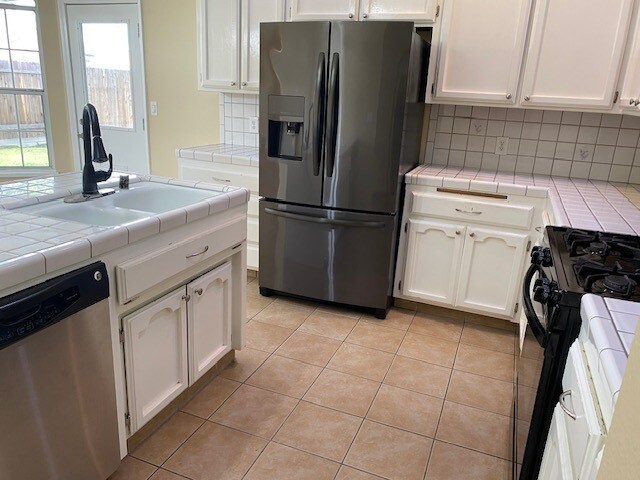 Foto del edificio - 9912 Vanessa Ave