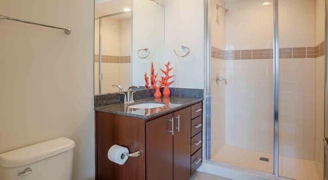 Foto del edificio - Bright, Open, and Move-In Ready