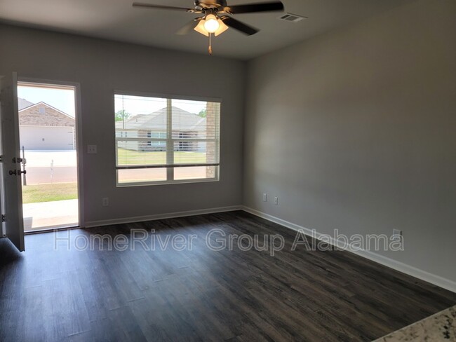 Building Photo - 16376 Seminole Dr