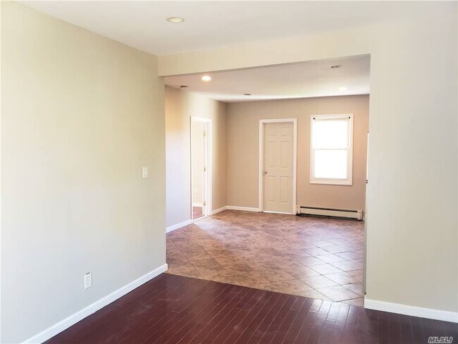 Foto del edificio - 33 Linden Pl