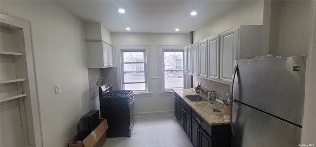 Foto del edificio - 31 E Hudson St