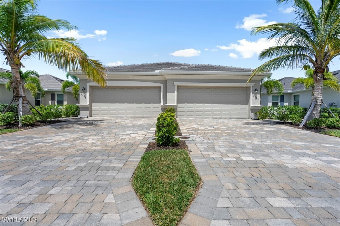 Foto principal - 4264 Lemongrass Dr