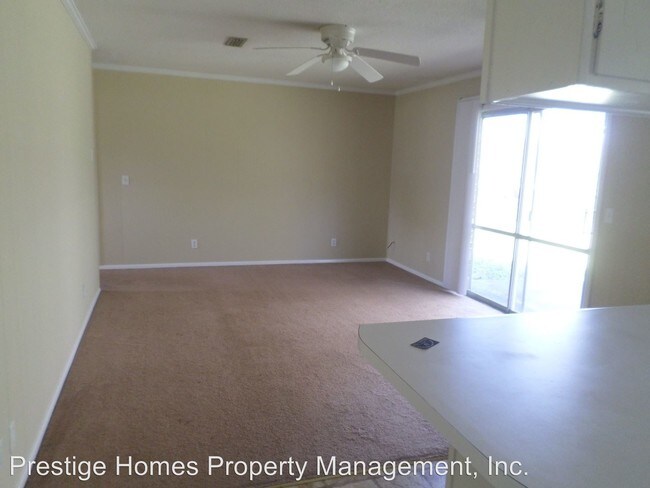 Foto del edificio - 3 br, 2 bath House - 300 Victoria Street