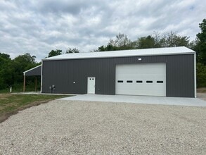 Building Photo - 3398 Appleyard Rd
