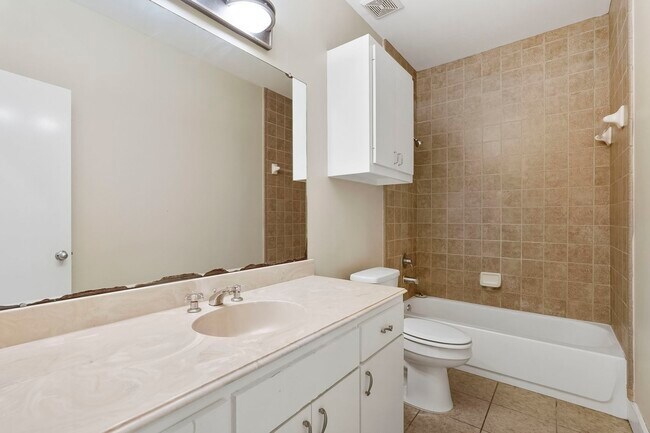 Foto del edificio - 3576 Link Valley Dr.