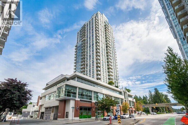 Building Photo - 3007-3007 Glen Dr