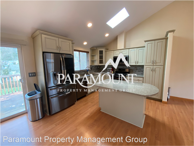 Foto del edificio - 3 br, 2 bath House - 7085 SE Legrand St