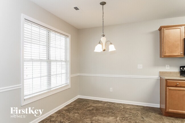 Building Photo - 1845 Planters Walk Dr