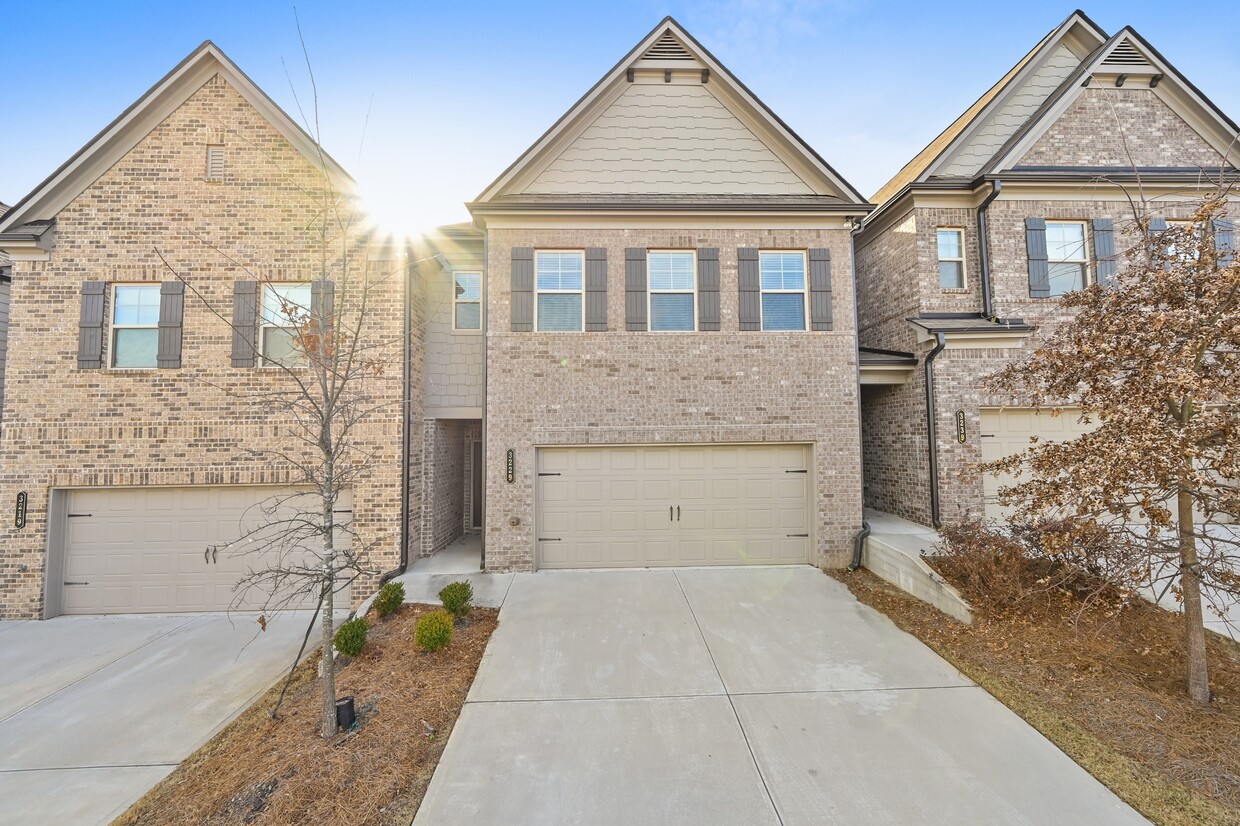 Photo - 3229 Weyhill Trl (Buford, GA)