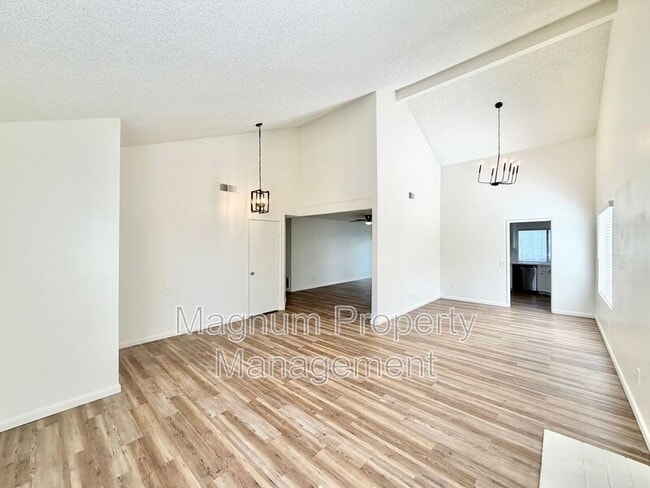 Building Photo - 24690 Rugby Ln