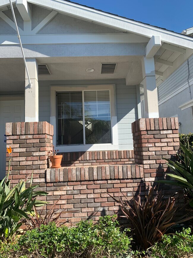 Building Photo - 6972 Tradewinds Dr