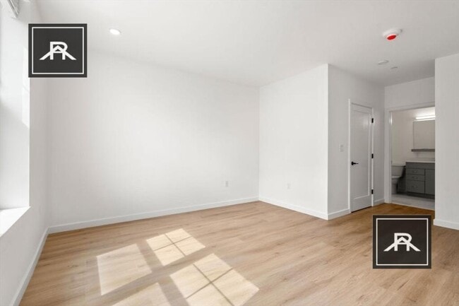 Photo - 3 bedroom in Brookline MA 02446 Apartment