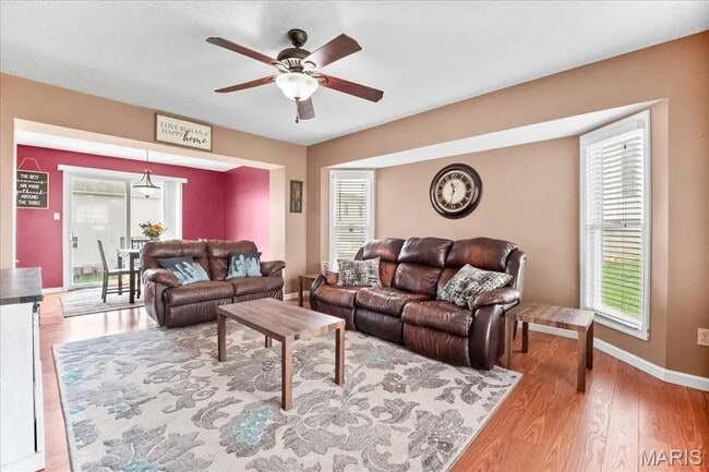 Building Photo - 1082 Chesterfield Dr