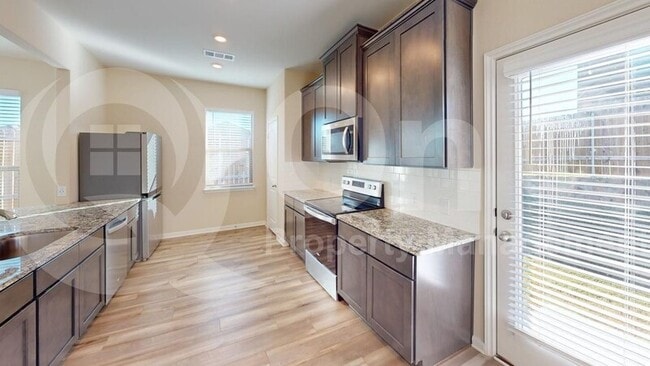 Building Photo - 304 Tranquil Ln