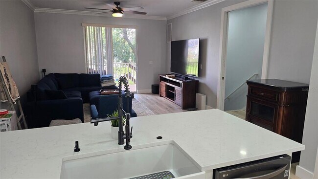 Foto del edificio - 6824 S Faul St