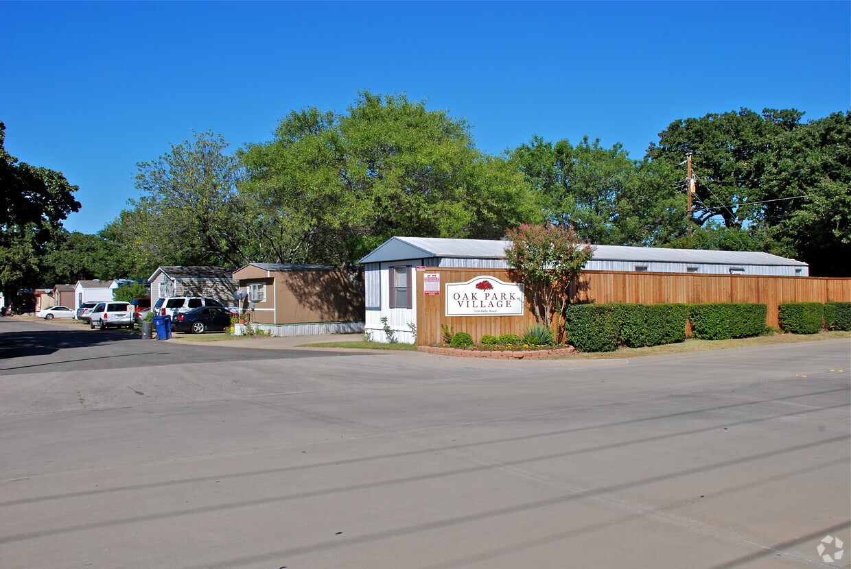 Foto principal - Oak Park Village