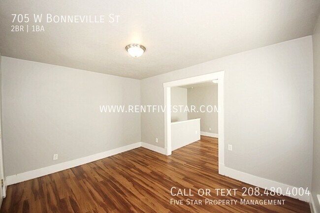Foto del edificio - 705 W Bonneville St
