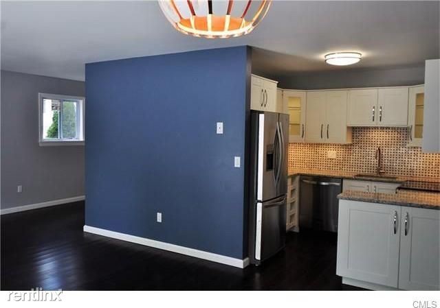 Building Photo - 1 br, 1 bath Condo - Harbor Point-Black Rock.