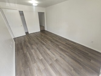 Foto del edificio - 504 Jeanell Dr