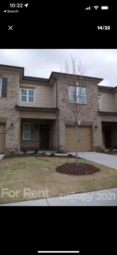 Foto principal - 9601 Camberley Ave NW