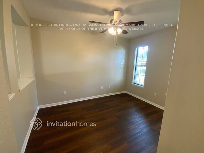 Foto del edificio - 610 Fiorella Ct