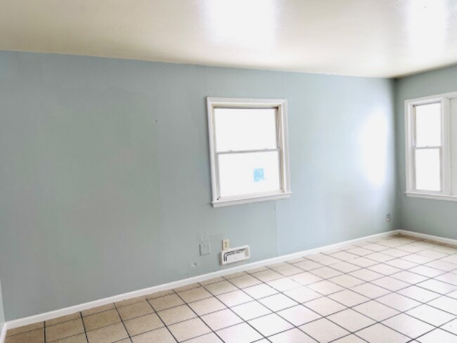 Foto del edificio - 5930 N 69th St
