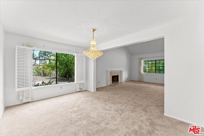 Building Photo - 6911 Sunset Ridge Ct