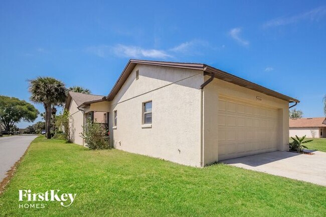Building Photo - 4301 Larrys Lagoon