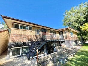 Building Photo - 3311 W Cedar Ave