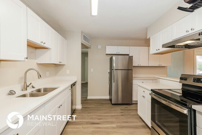 Foto del edificio - 12634 N 30th Ave