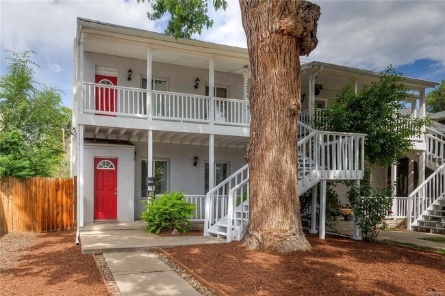Unbeatable Sunnyside Location! - Unbeatable Sunnyside Location! Apartment