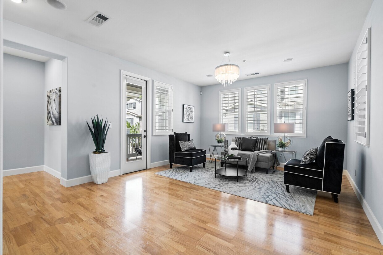 Living Room - 500 Live Oak Way