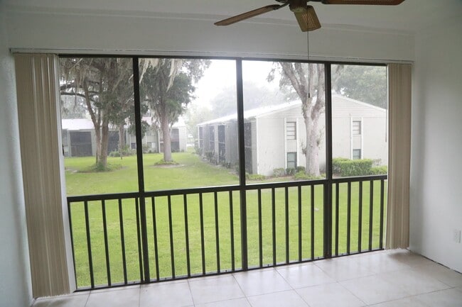 Building Photo - 306 Palm Coast Pkwy NE