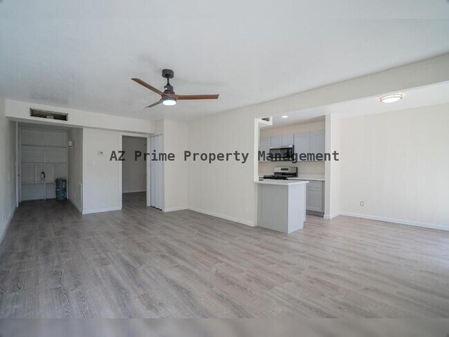 Foto del edificio - 1701 W Tuckey Ln