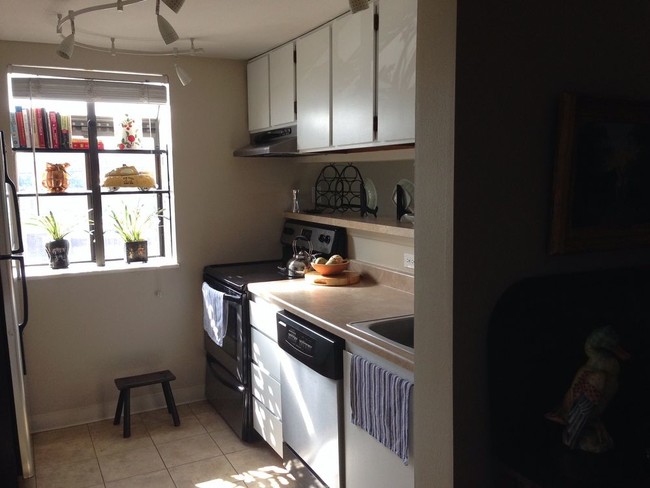 Building Photo - 3053 S Ursula Cir