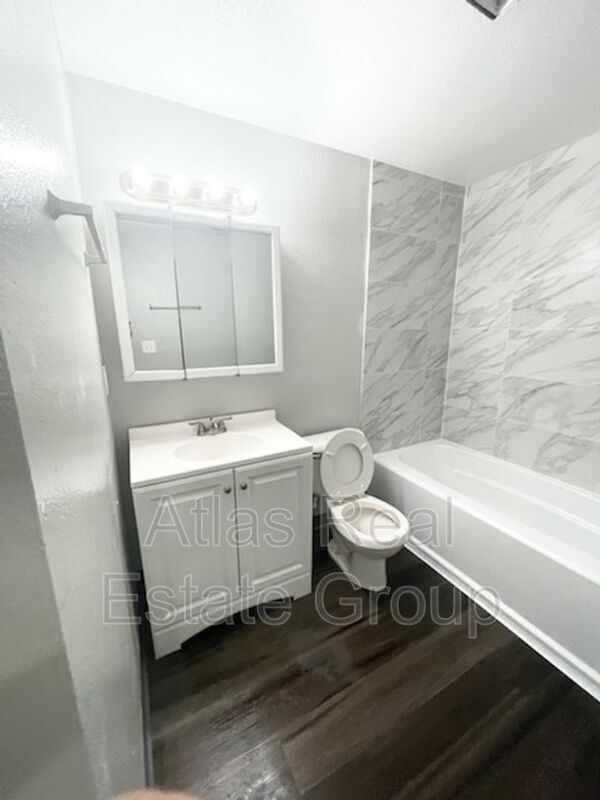 Primary Photo - 20-22 N Prospect St