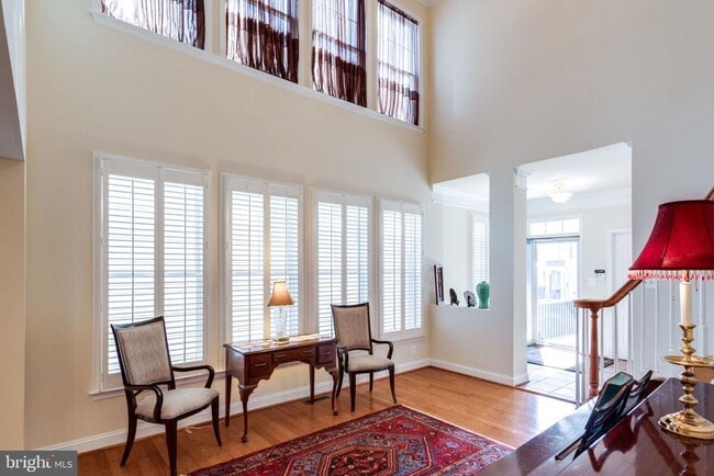 Building Photo - 5689 Tower Hill Cir