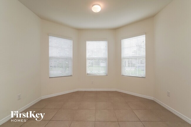 Foto del edificio - 604 SW 6th Ave