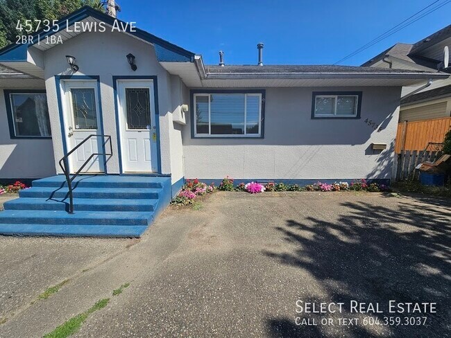 Photo du bâtiment - 45735 Lewis Ave