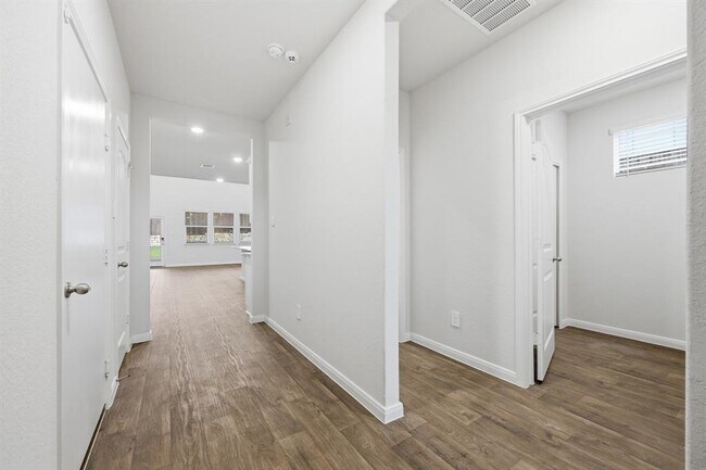 Foto del edificio - 129 Briggs Ln