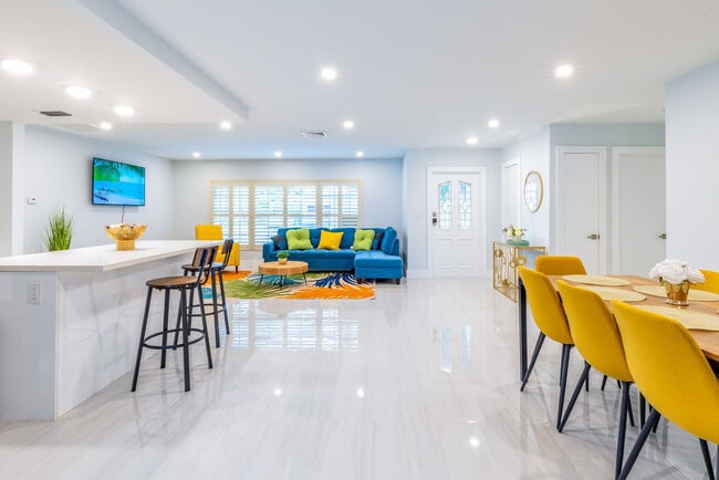 Foto del edificio - 6466 NW 20th St