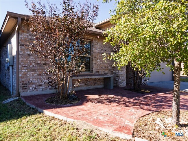 Building Photo - 1502 Shim's Blvd